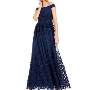 Adrianna Papell Embroidered Off Shoulder Blue Gown Lace Feathers New With Tags 4